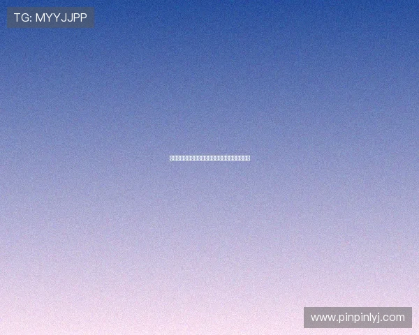 《村上里沙：光影之下，灵魂的呢喃与野性的绽放》